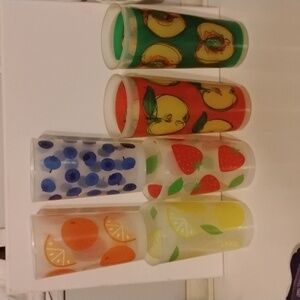 Fruit themed set of 6 Tupperware cups.
